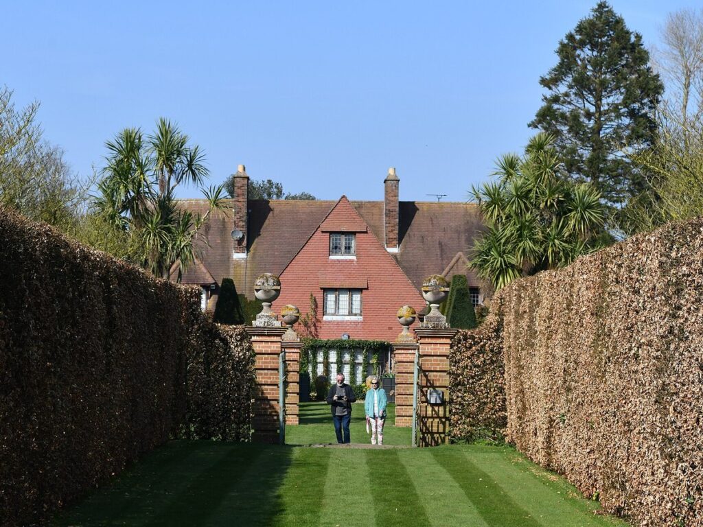 East Ruston Old Vicarage Garden, Lawn leading to the Green Court - geograph.org.uk - 7131973